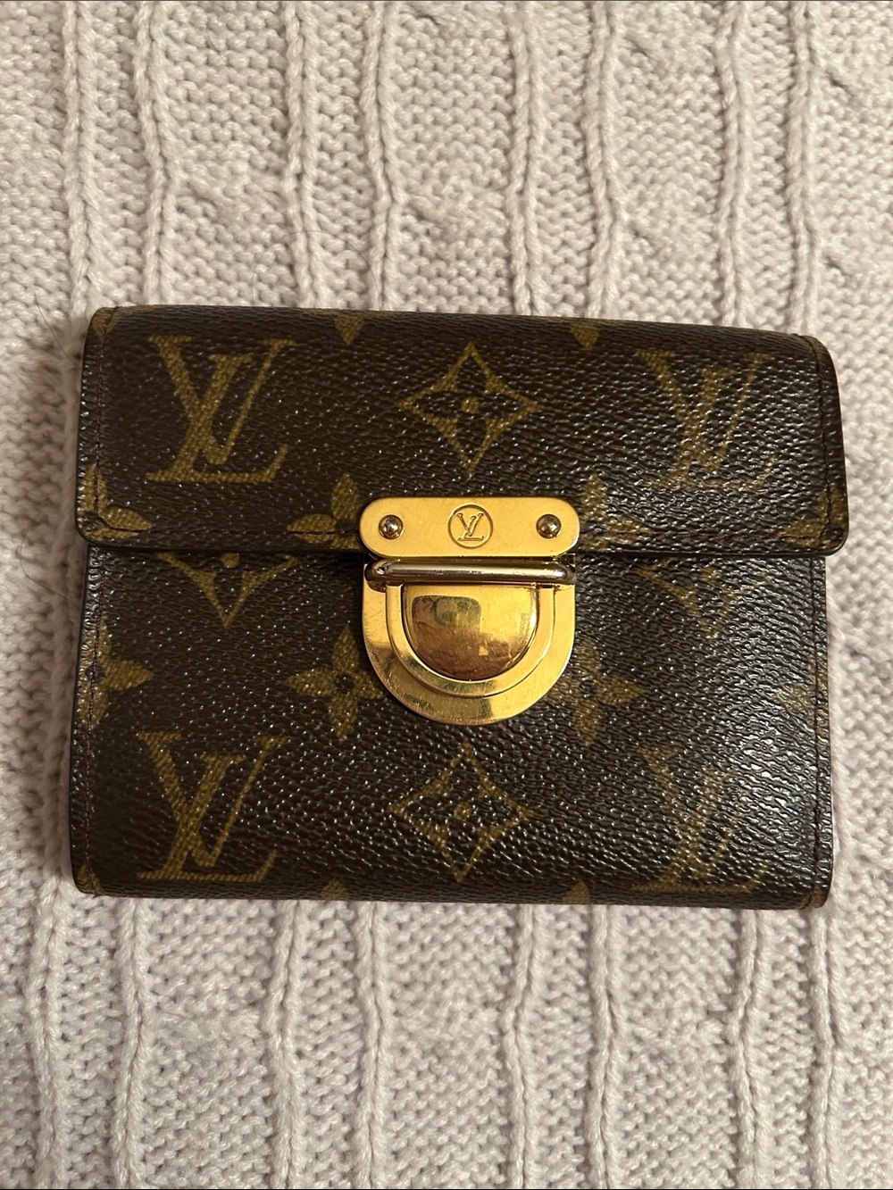 Louis Vuitton Compact Wallet - Picture 2 of 13